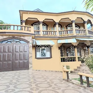*** Guest house Cambridge Mi Casa Ur Casa With Pool And Access Jamaica