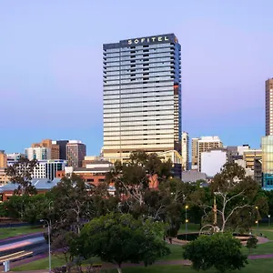 ***** Hotel Sofitel Australia