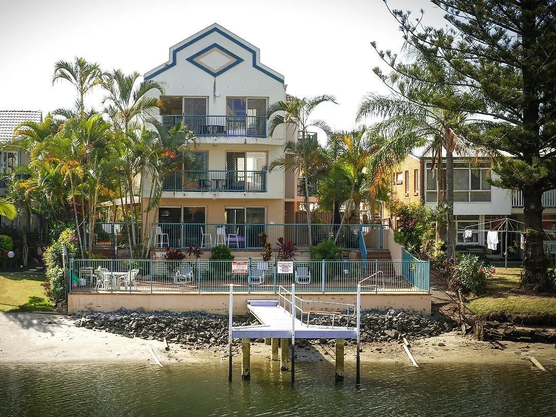 Aparthotel Surfers Riverside Gold Coast